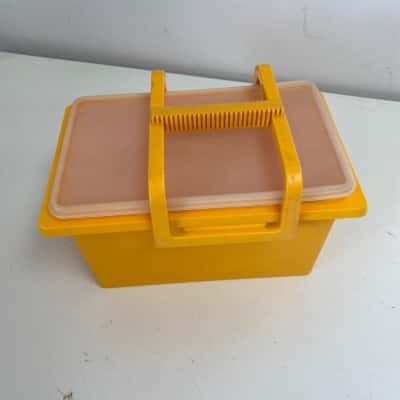 Vintage Tupperware Picnic Carry All Storage Container With Lid
