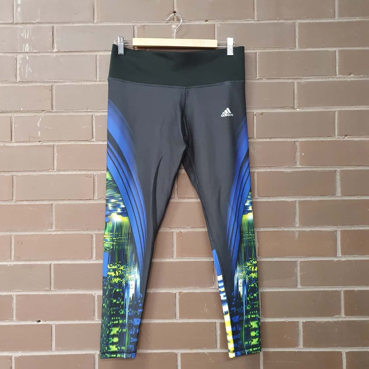 Adidas Womens Abstract Printed Cropped Leggings(s)