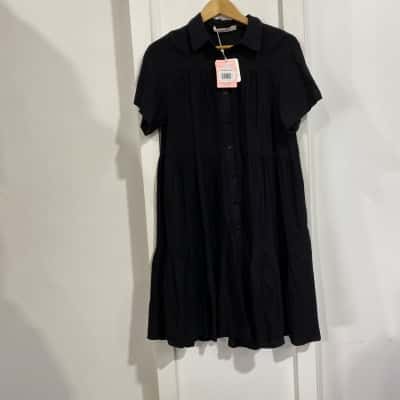  Womens  Size M Black  