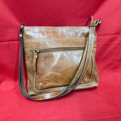 Colorado Tan Leather Shoulder Bag
