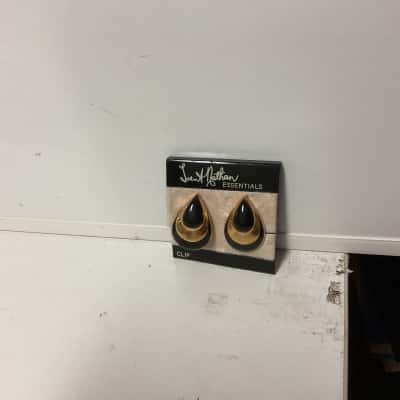 Trent Nathan Womens Clipon Earrings Black  / Gold tones