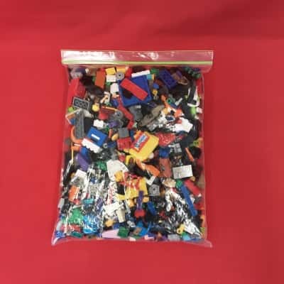 1 kilo mixed bag of LEGO Bag # 3