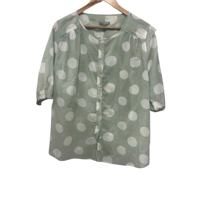 Yarra Trail Womens  Size 14 Button Up Top Green / White 