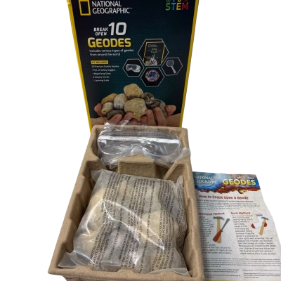 BNIB National geographic 10 geodes
