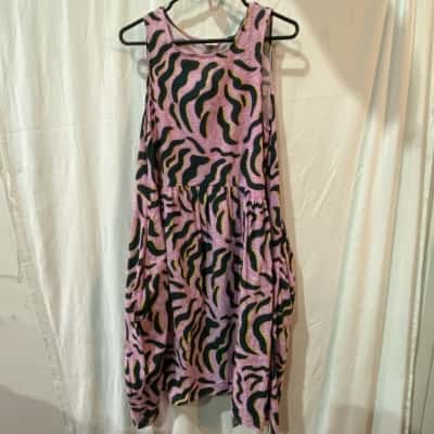 Gorman Womens  Size 10 Casual Dress Green / Pattern / Pink  