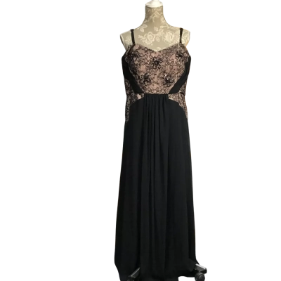City Chic Womens  Size S Black Lace & Beige Formal Dress 