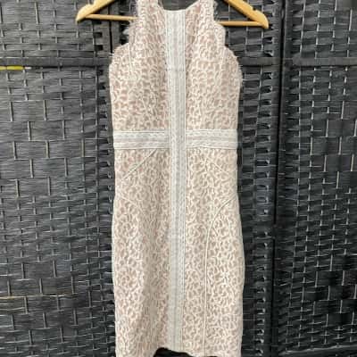 Bariano Womens  Size 6 Cocktail Dress / Shoestring Strap Dress Beige / White 