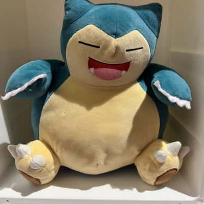 Pokémon's Snorlax Plushie