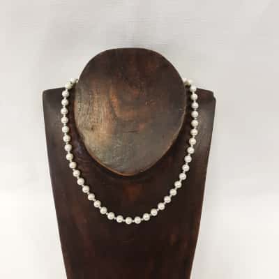  Womens Magnetic Faux Pearl Necklace Alternated With Small Silver Tone Spacers 