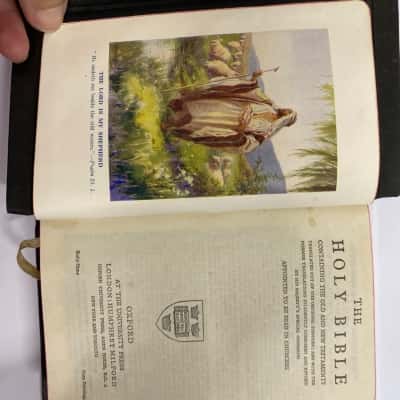 Oxford press Illustrated Bible. Circa 1931.