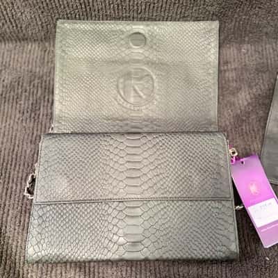  Womens Clutch / Evening Bag Green / Olive 