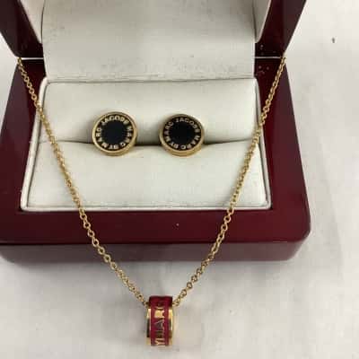 Marc by Marc Jacobs Womens Earrings / Necklace Gold Earrings Tone Matching Set 