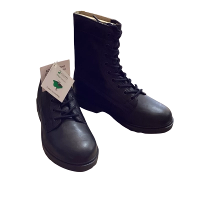  Roger’s Womens  Size 3.5 Boots Black  