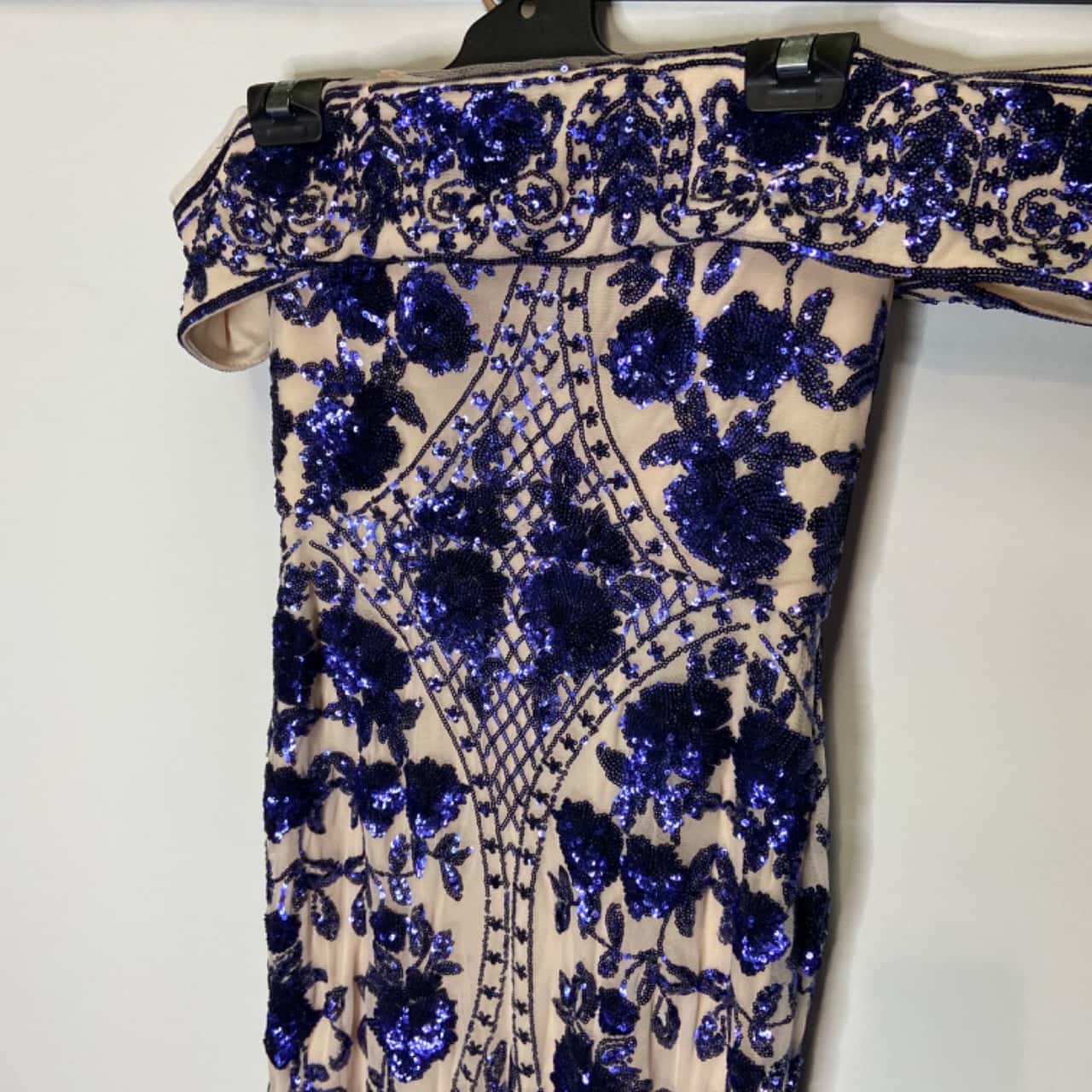 Bariano Womens Size 10 Maxi Off The Shoulder Jolly Sequin Dress Blue / Nude  BNWT RRP $319.95(s) - New With Tags | Salvos Stores