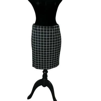 Marcs Womens  Size 10 Pencil Skirt Black  / White  
