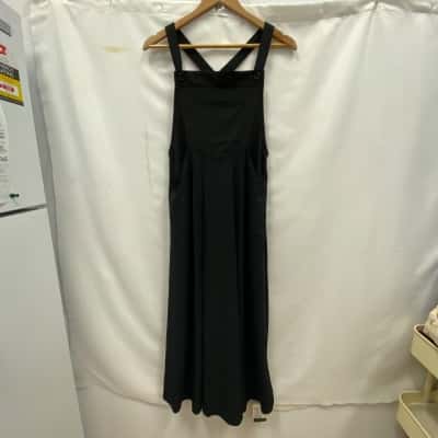 Halara Women's Pinafore Style Dress With Pockets Size S Black BNWT