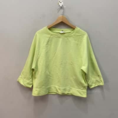 Tommy Hilfiger Womens  Size XS Cropped Jumper Green 