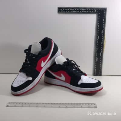 Nike Air Jordans Sneakers Size 8US uk5.5 Shoes Runners Sneakers 