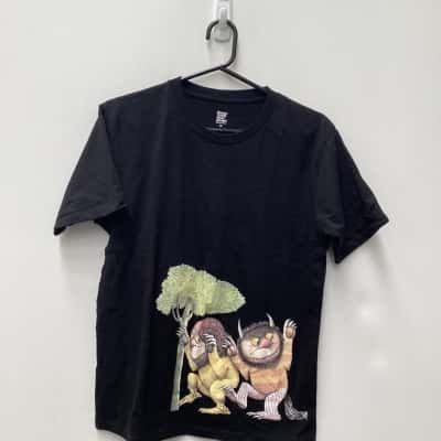  Unisex Black  tshirt size M "where the wild things are " graphic tee 