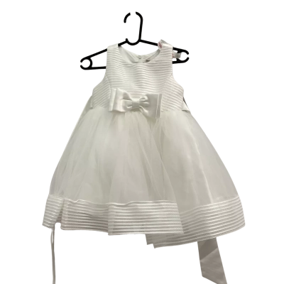 Olllie's Place Ivory Lace Formal Dress.  Size 1.  New with tags