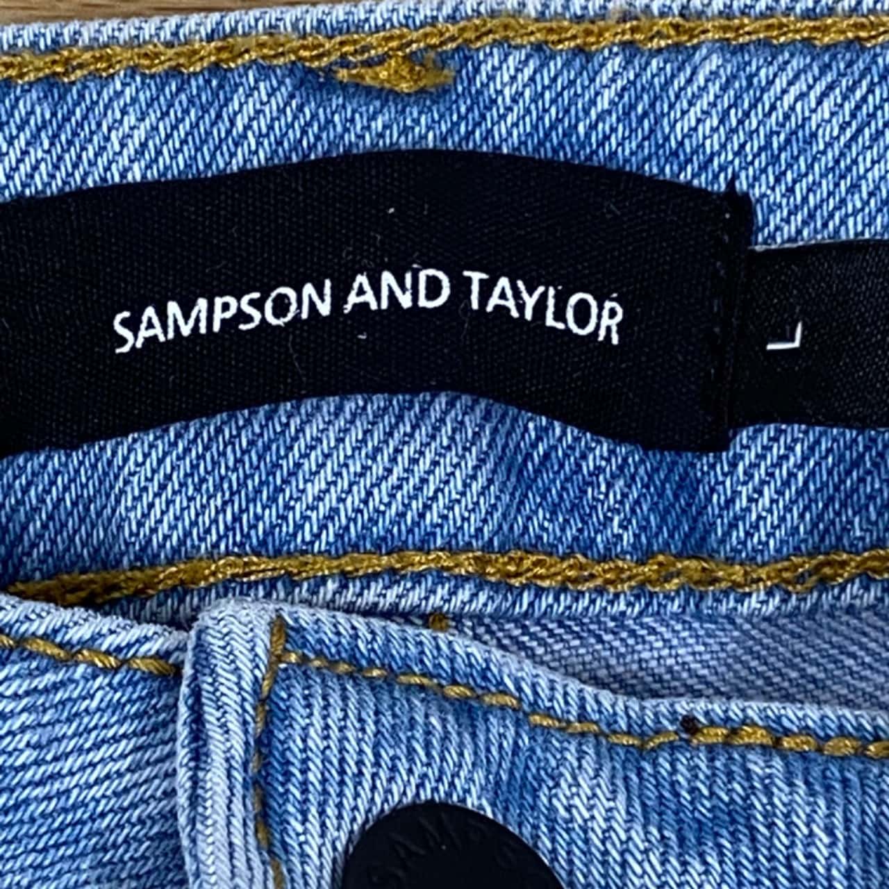 Taylor Mens Jeans Size L / 34 Slim Blue NWT