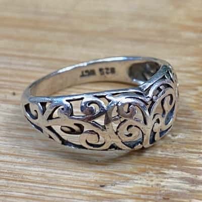 Sterling Silver Heart Filigree Ring (Stamped 925)
