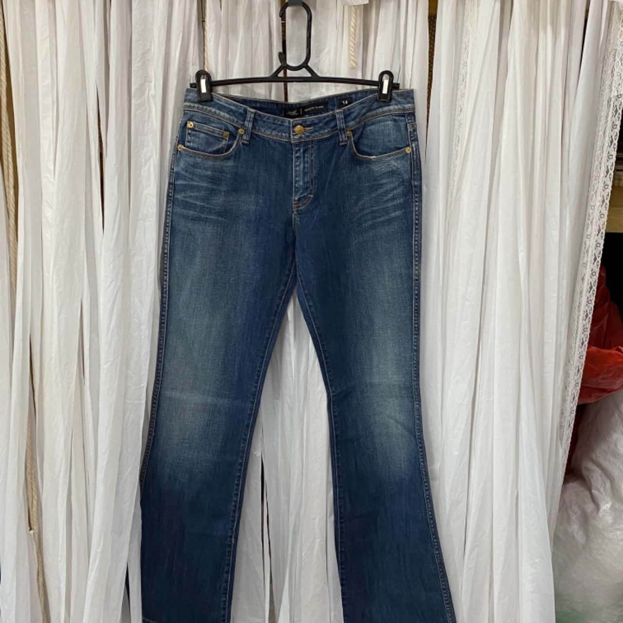 bumster jeans