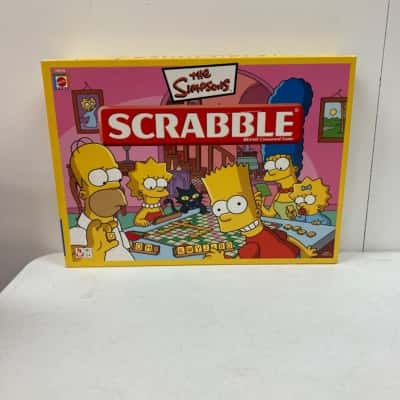 The Simpsons Scrabble COMPLETE