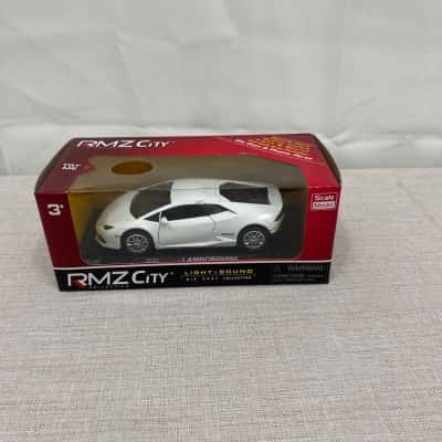 Official Licensed Model 1:24 RC Lamborghini Hurricane LP 610-4(White)