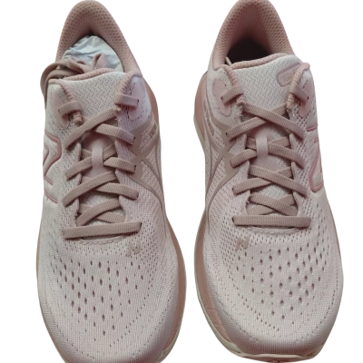 New Balance Kids  Size 5 Pink  shoes 