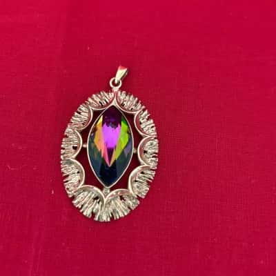  Women's Vintage Modernist Pendant featuring an Iridescent Rainbow Stone Set in a Gold Tone Setting 