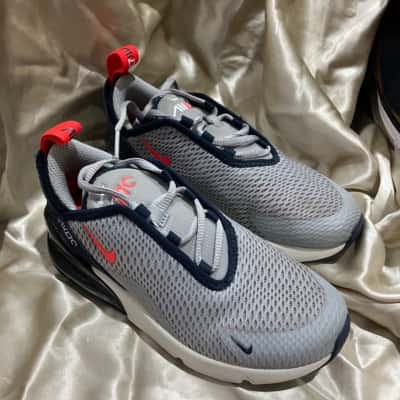 Nike Air Max 270 Kids  Size 13 Shoes Grey 