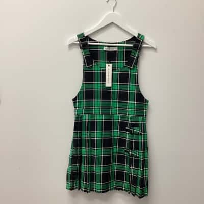 Black Friday Womens  Size 10 Midi Dress Pattern 