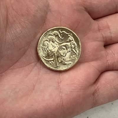 Mob Of 6 Kangaroos $1 Coin