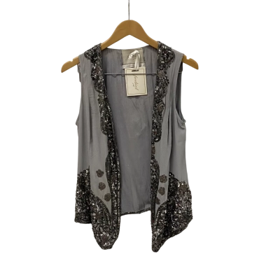 Free bird/India Womens  Size 36 Sleeveless Top Grey 