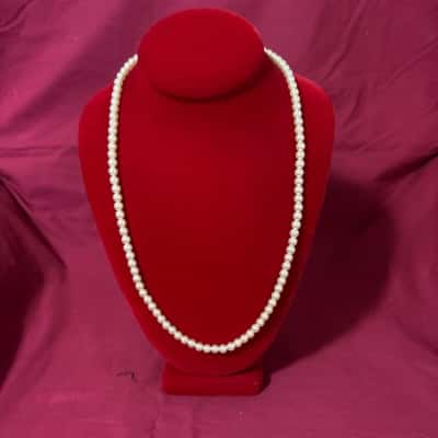  Women's Vintage Classic Off White Small Faux Pearl Necklace 