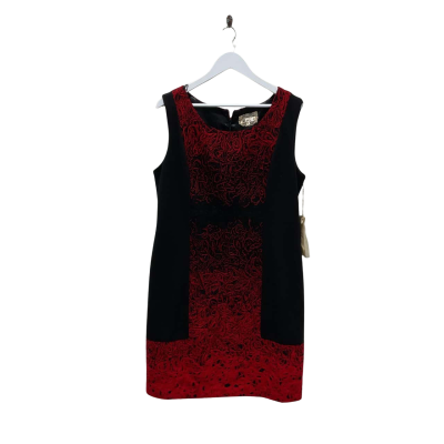 Luxe By Gitane Women's Set - Size 16 - Black  / Red 