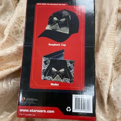 Star Wars Darth Vader cap and wallet box set