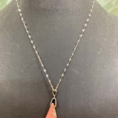  Womens Rhodochrosite Crystal Necklace Pink  / Silver 