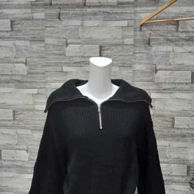 Steve Madden Womens  Size L half zip Sweatshirt Black  
