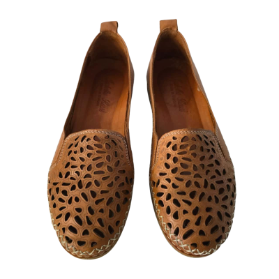  Womens  Isabella Rossi Size 38 Brown Loafers 