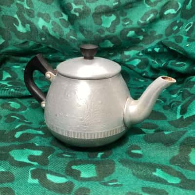Vintage Swan Brand Teapot - 2 Cups