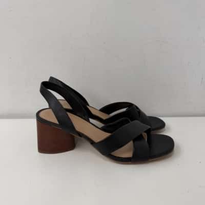 ALDO Black Cross Heeled Sandal - Size EU 5.5 