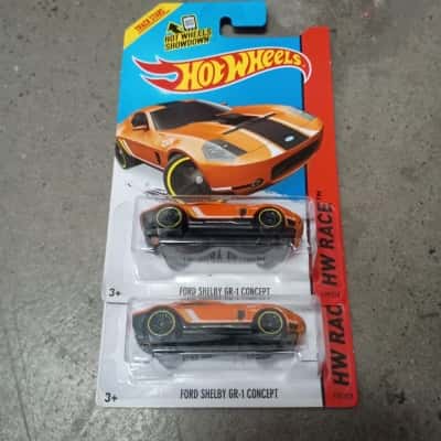 Hot Wheels Race x 2