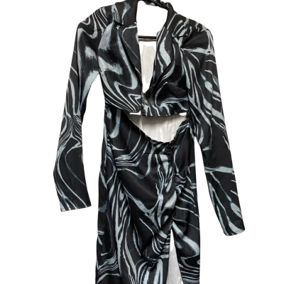 Pretty Little Thing Womens  Size 4 Black  / Other 