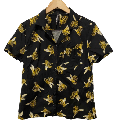 Dangerfield Womens  Size 10 Short Sleeve Shirt 