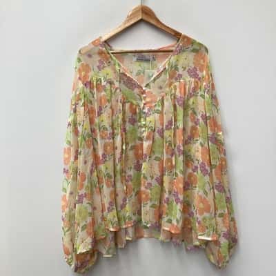 NEW - Bohemian Traders Floral Blouse - Size 20