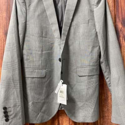 Yd. Mens  Size 38 Suit Jacket Grey new 