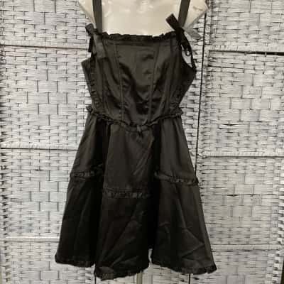 Black Friday Womens  Size 12 Shoestring Strap Dress Black  