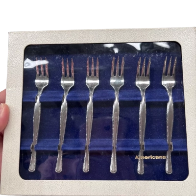 VINTAGE boxed set Corinto Americana stainless steel pastry/dessert forks 